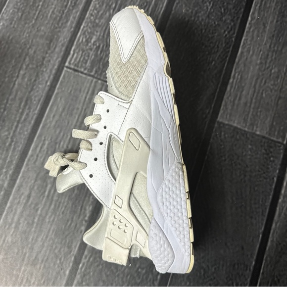 Nike Air Huarache All White Platinum 318429-111 Sneakers Shoes Men's Size 9 - Picture 5 of 16